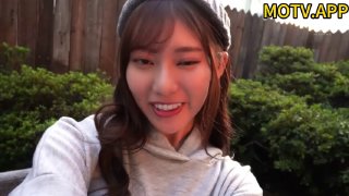 长发御姐上班族瑶瑶直播 趁中午同事出去吃饭在办公室漏奶漏逼跳